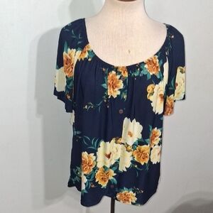 Floral /Navy Top- W Sz Medium